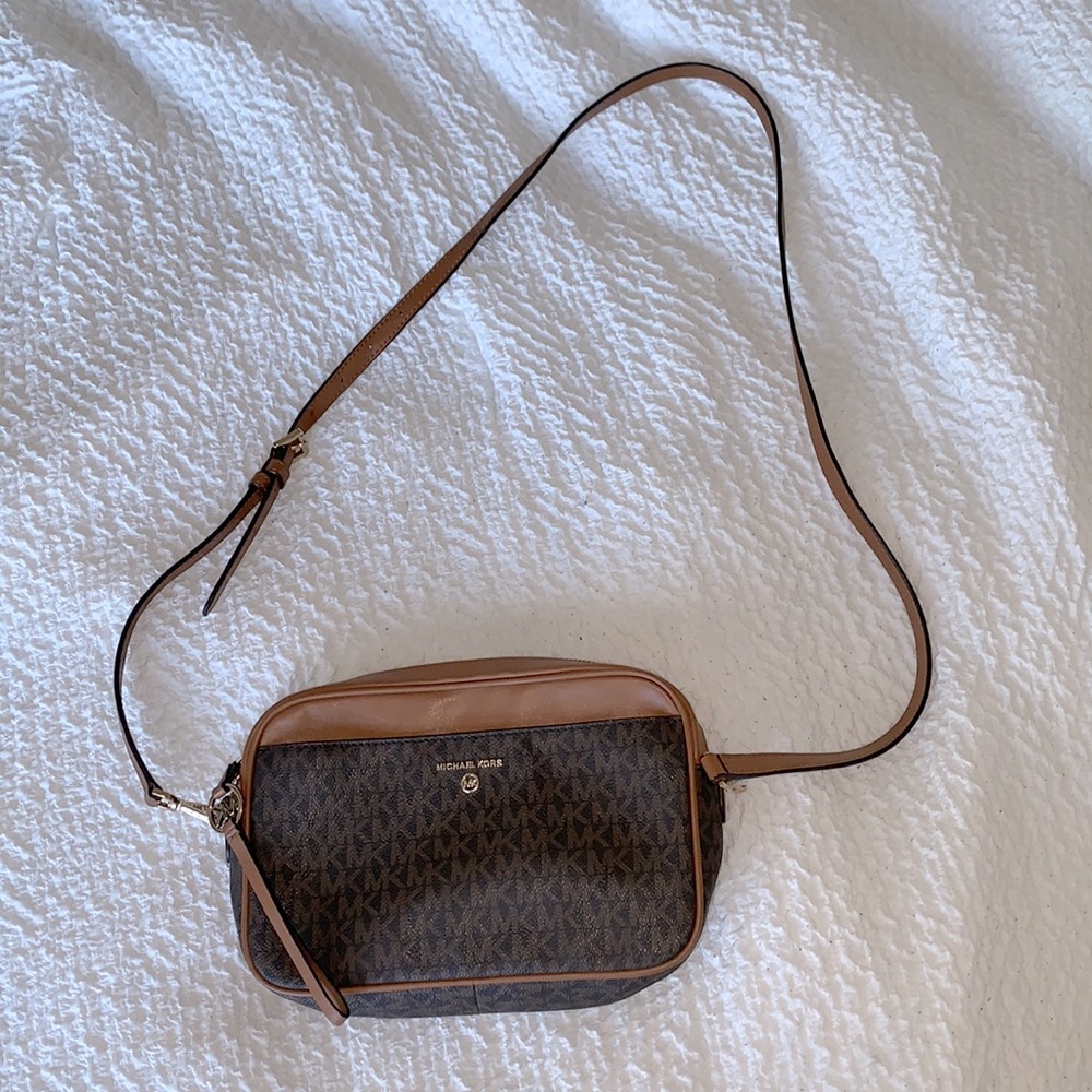 Michael Kors Cross Body Bag